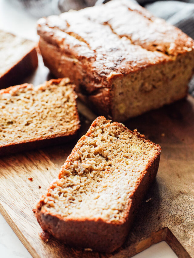 Best Gluten Free Banana Bread (Moist and Healthy)