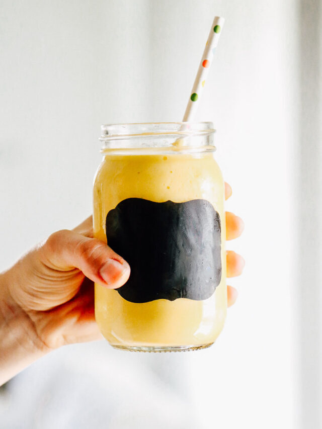 Easy Tropical Mango Pineapple Smoothie