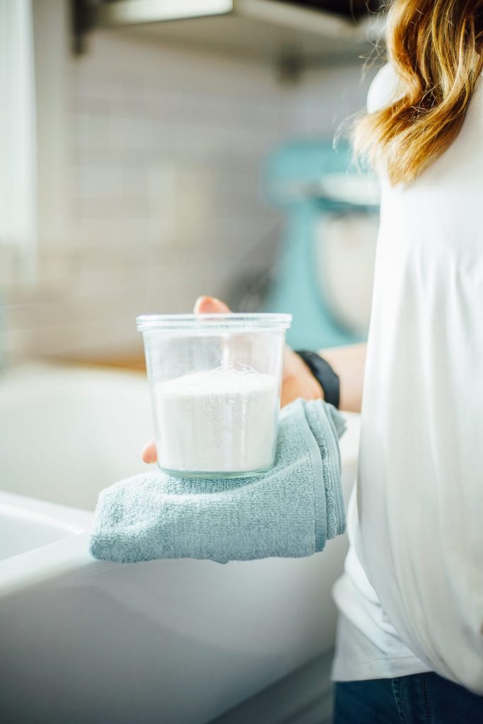 baking soda natural cleaner